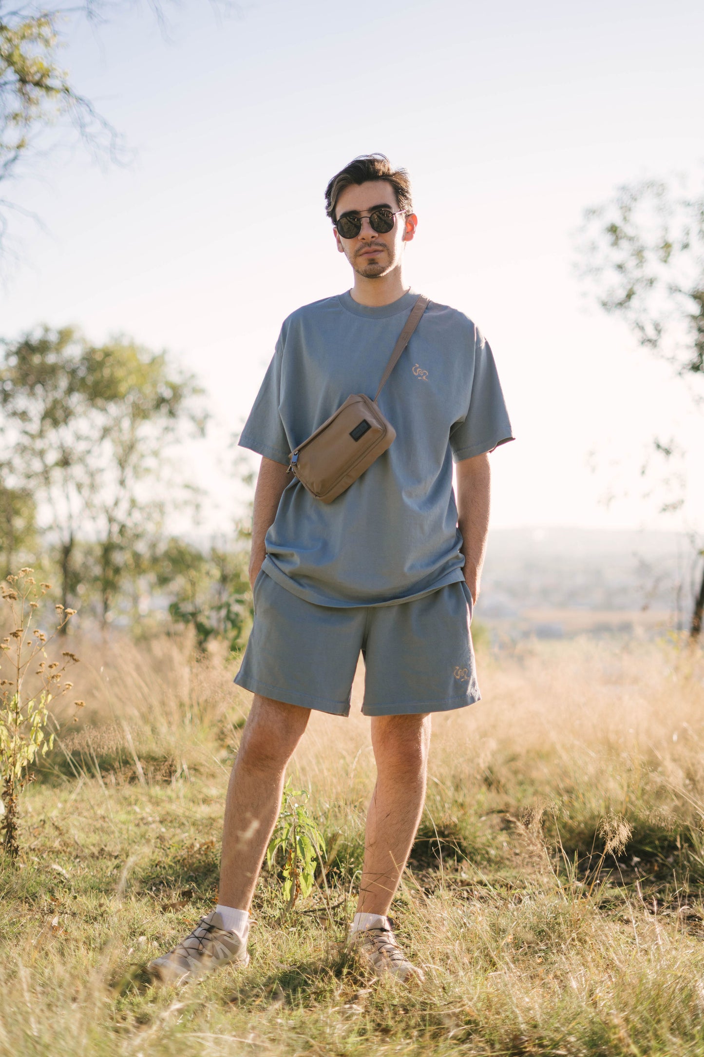 Playera aura azul
