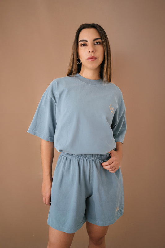 Playera aura azul